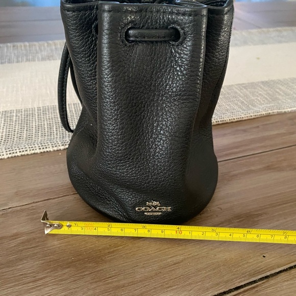 COACH PETAL Mini Bag Coach Black Drawstring Pouch Pink Wristlet. - Picture 9 of 9